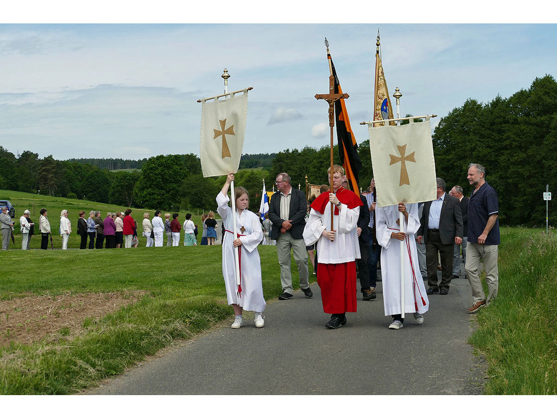 Bittprozession am Pfingstmontag (Foto: Karl-Franz Thiede)